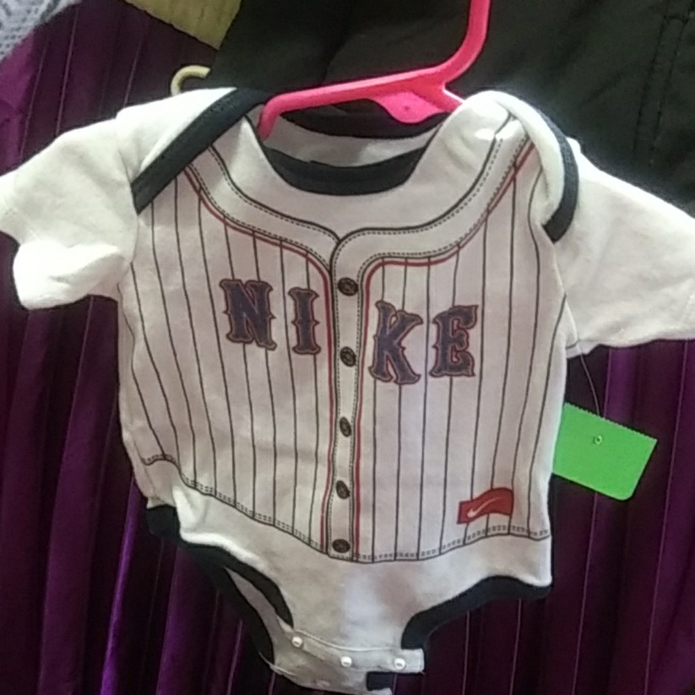 Cute onesie 0/3m